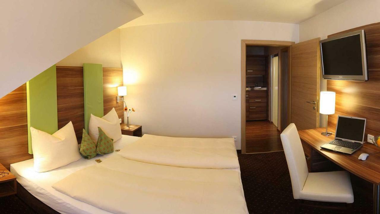Vilstaler Hof Landgasthof & Hotel Rottersdorf Extérieur photo
